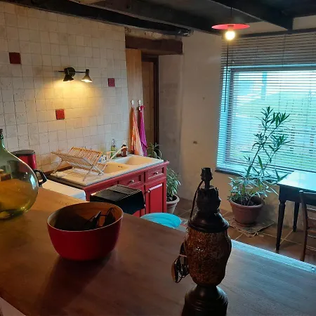 Grange Renovee Et Son Jardin Dans L'Avant Pays Savoyard Champagneux Exterior foto
