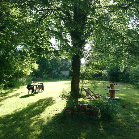 Grange Renovee Et Son Jardin Dans L'Avant Pays Savoyard Champagneux Exterior foto
